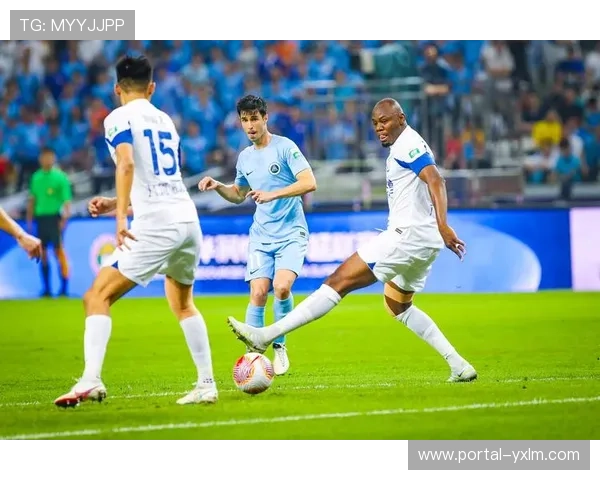 深圳新鹏城外援埃杜-加西亚加盟西协乙图德拉诺。 深圳新鹏城外援埃杜-加西亚加盟西协乙图德拉诺。